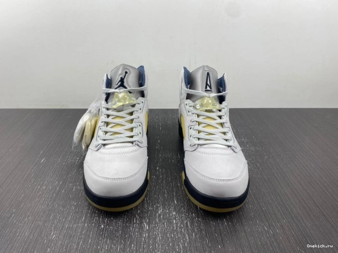 One Kick 5 Air WMNS FZ5758-004 Maniere Jordan A Ma x 0803